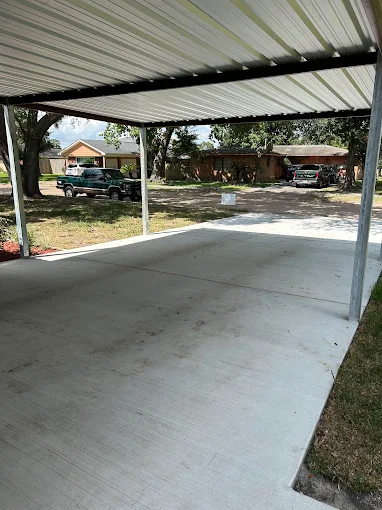 Masonry wall service in Houston TX by Leatherwood Lawn Specialists